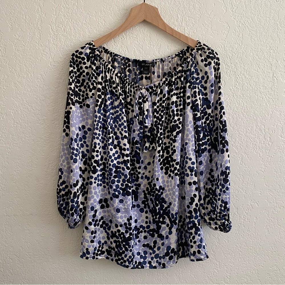 ST. JOHN - Silk Boat Neck Tie Front Blouse in Navy - Size : 2